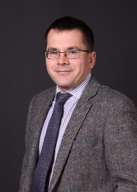 prof. Piotr Machnikowski